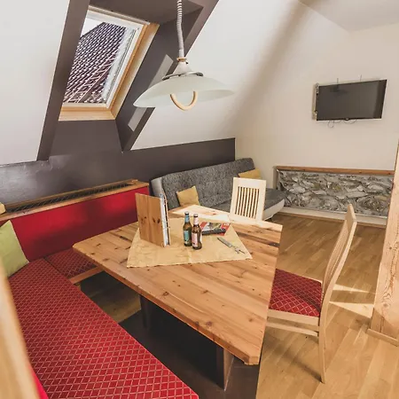 西尔维亚豪斯公寓